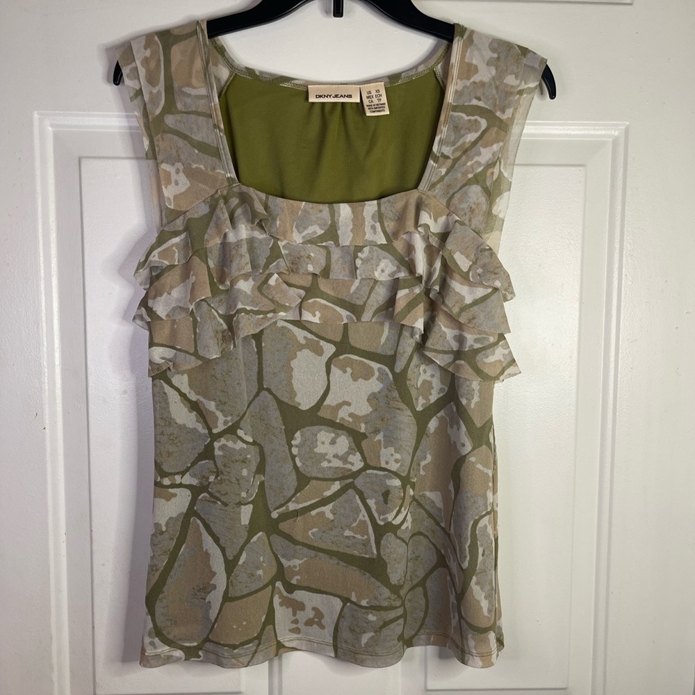 DKNY Jeans sleeveless pattern blouse in green.